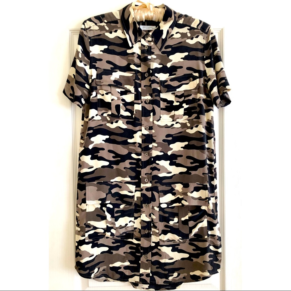 Equipment dress.